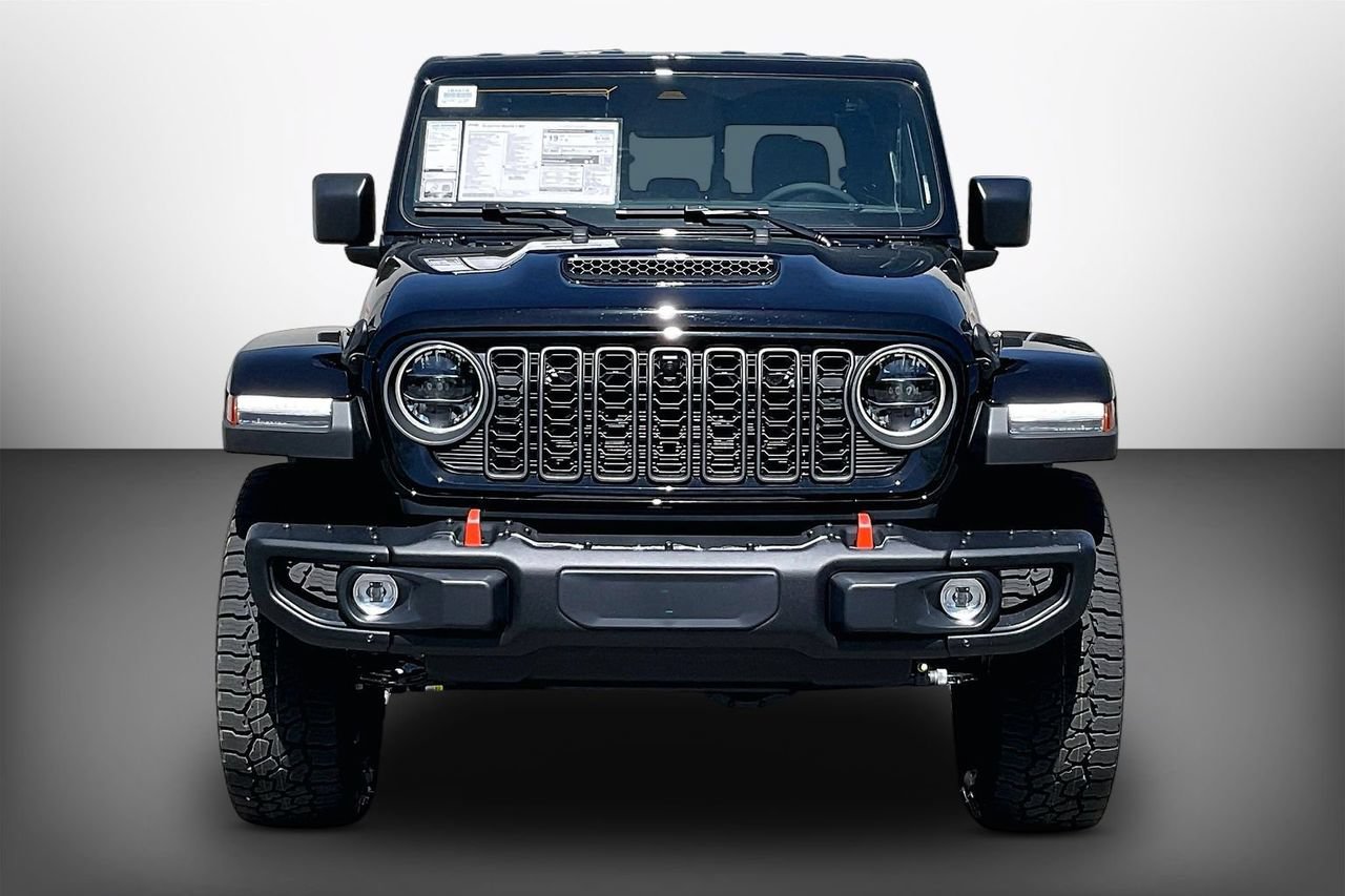 New 2026 Jeep Gladiator Mojave AWD/4WD image 3