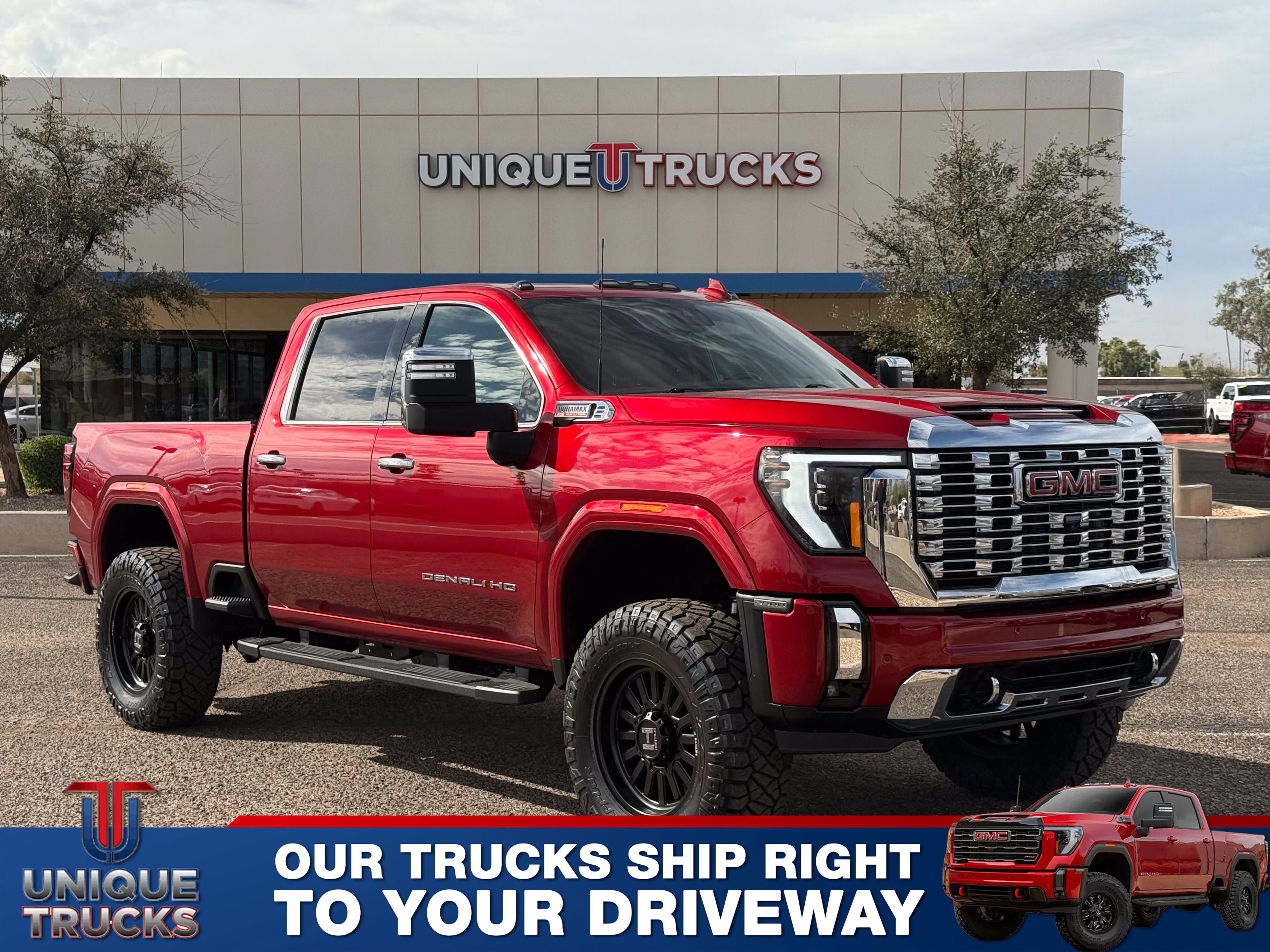 Used 2024 GMC Sierra 2500 Denali w/ Technology Package image 2