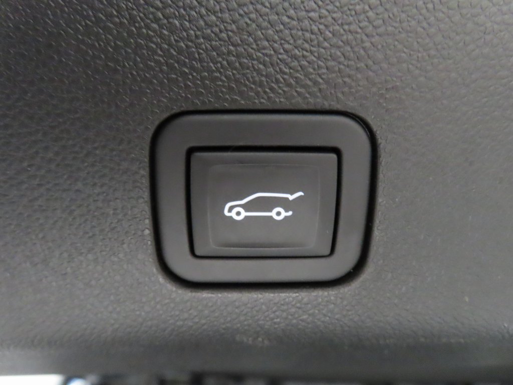 Used 2025 Chevrolet Suburban High Country AWD/4WD image 46