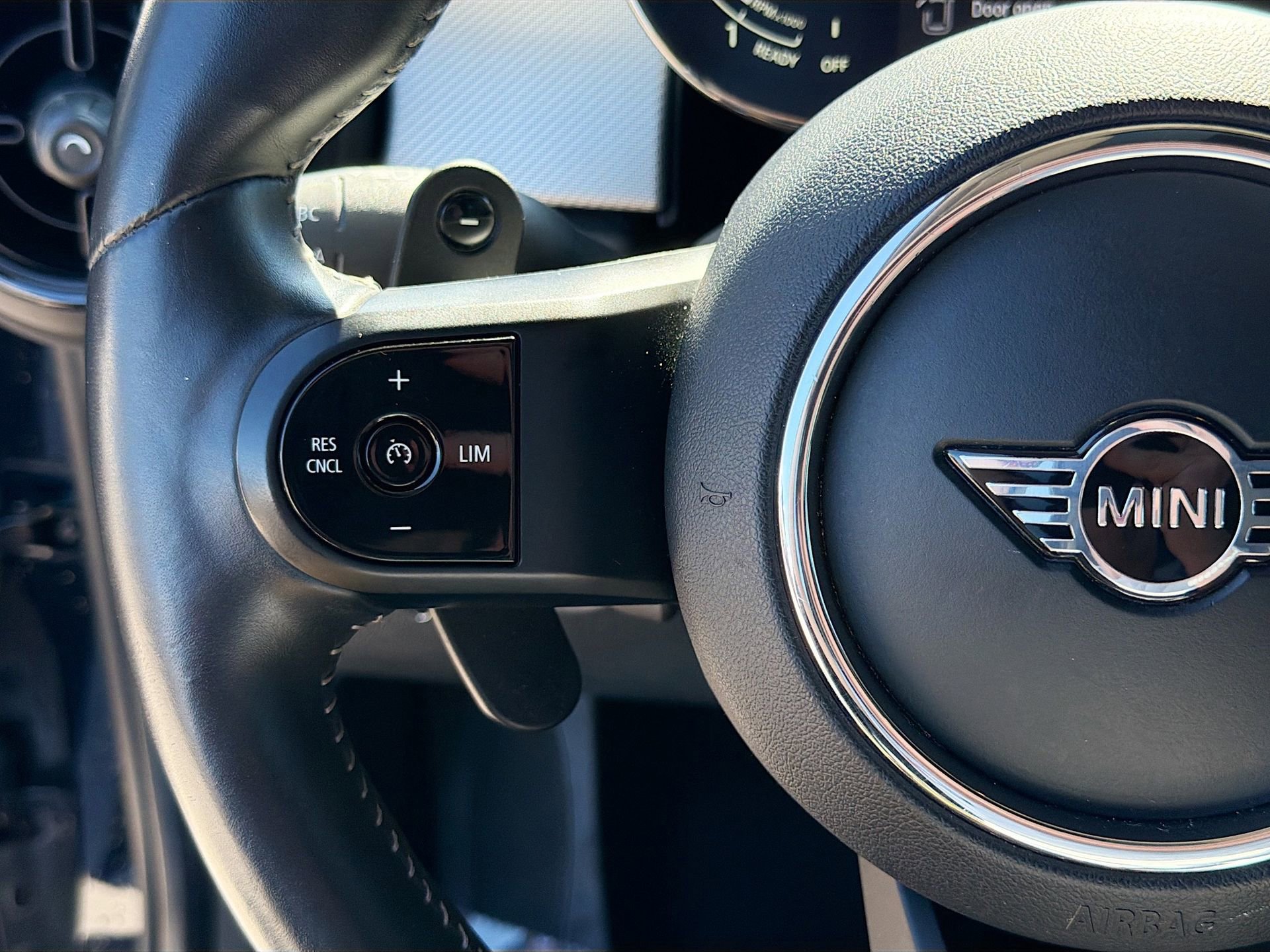 Used 2022 MINI Cooper S image 37