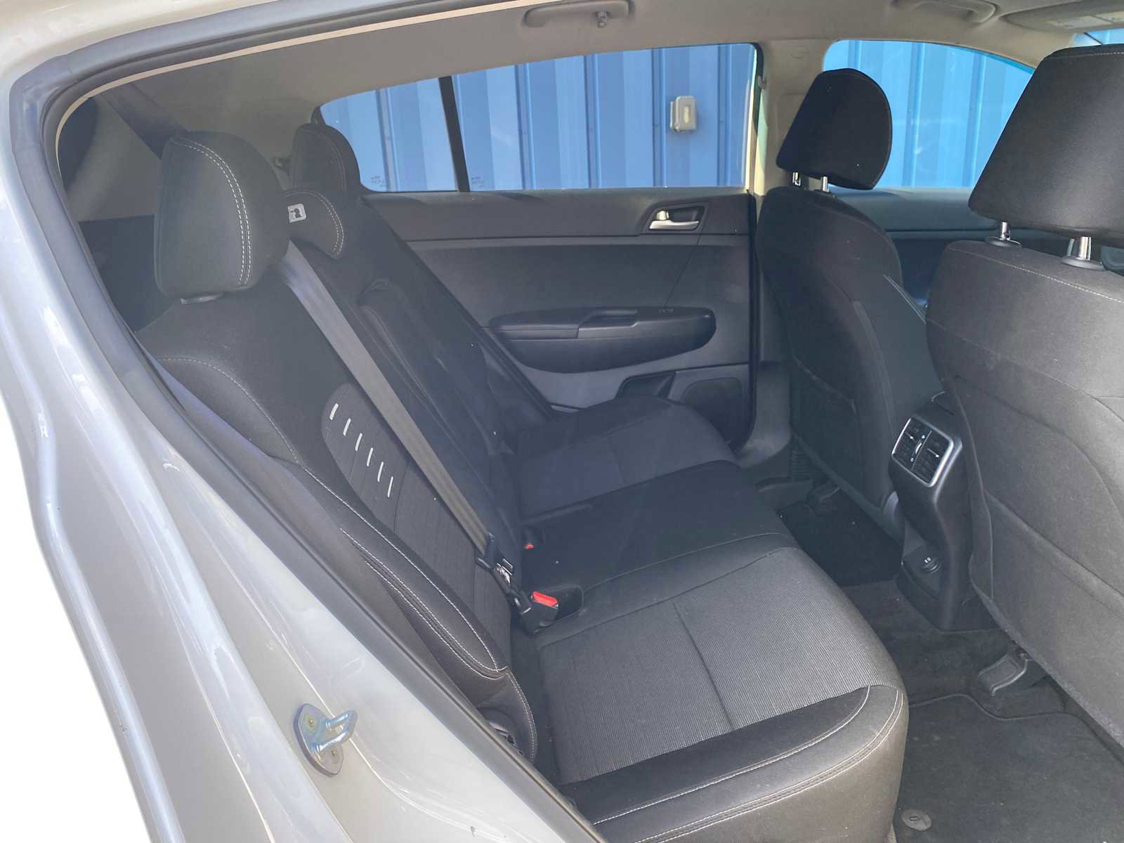 Used 2018 Kia Sportage LX AWD/4WD image 26