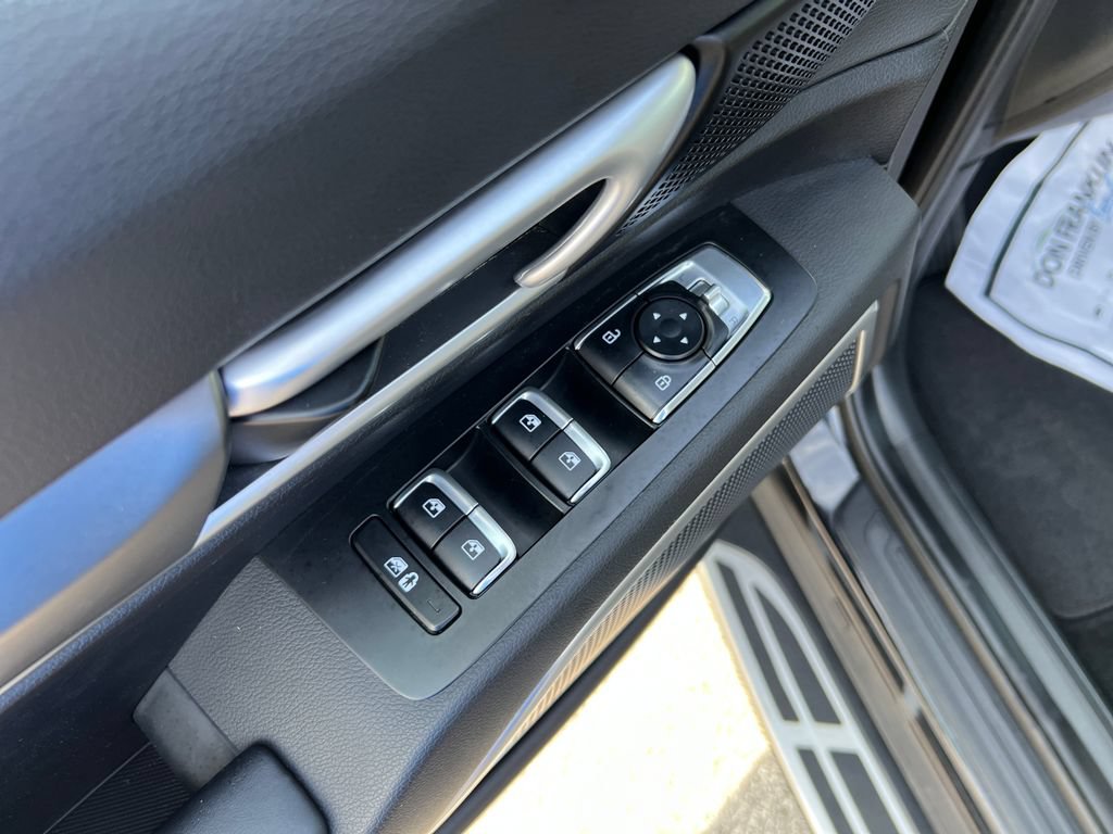 Used 2022 Kia Telluride S AWD/4WD image 11
