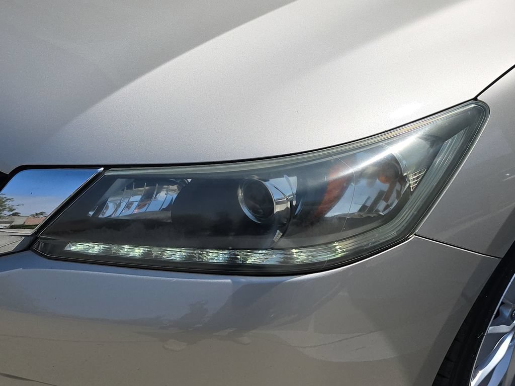 Used 2015 Honda Accord EX-L image 33