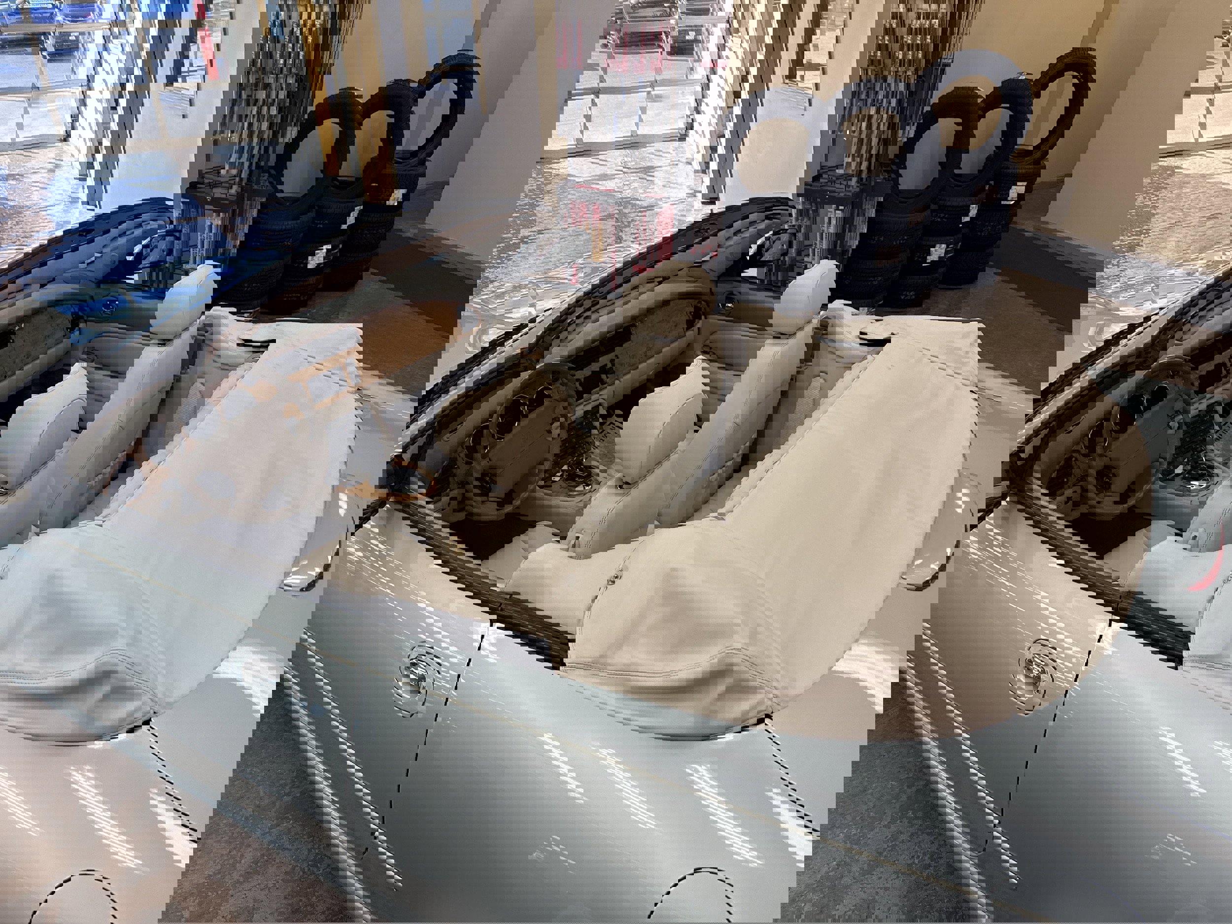 Used 2006 Jaguar XK8 Convertible image 41