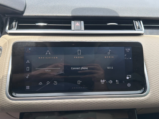 Used 2021 Land Rover Range Rover Velar S AWD/4WD image 29