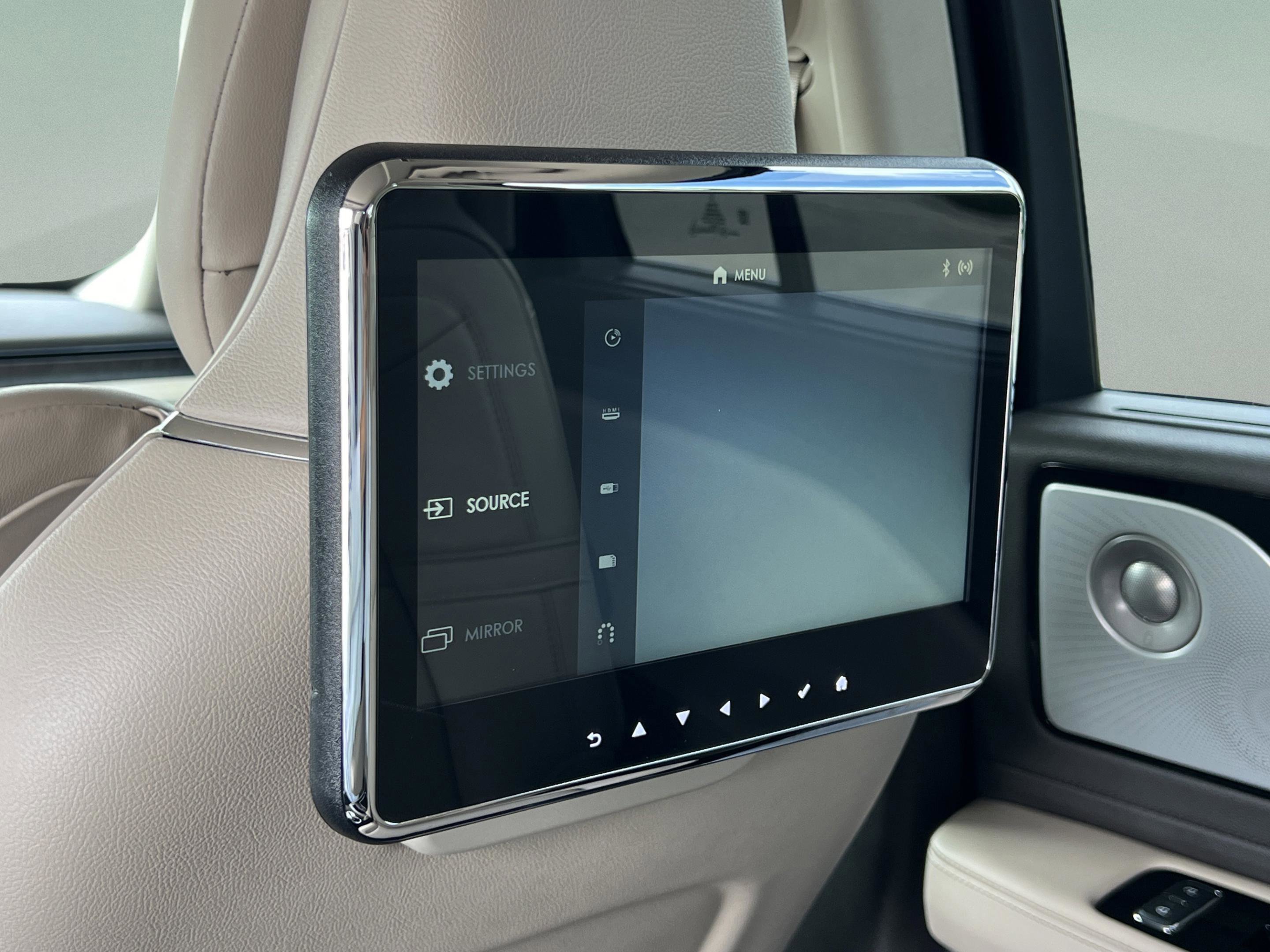 Used 2022 Lincoln Aviator Reserve w/ Equipment Group 201A image 27