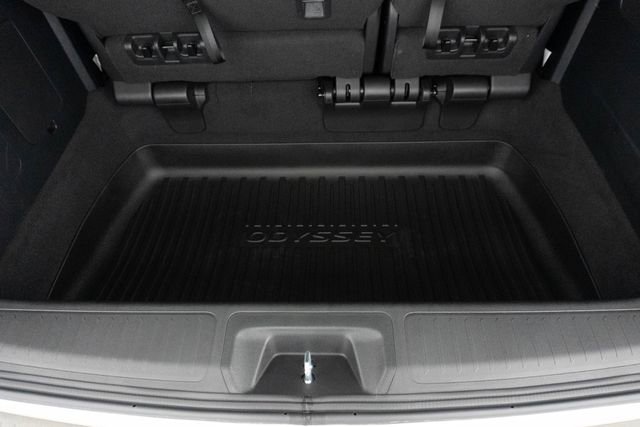 New 2026 Honda Odyssey Touring image 9