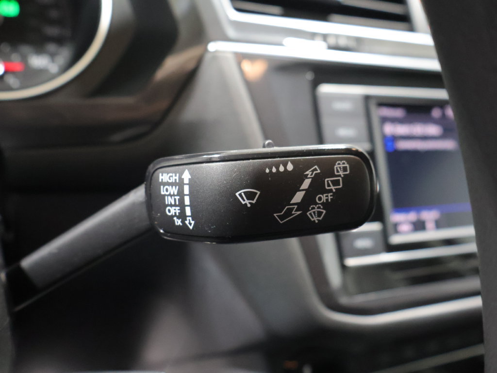 Used 2021 Volkswagen Tiguan S AWD/4WD image 37