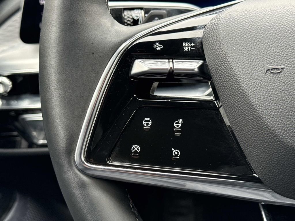 Certified 2024 Cadillac Lyriq Sport image 26