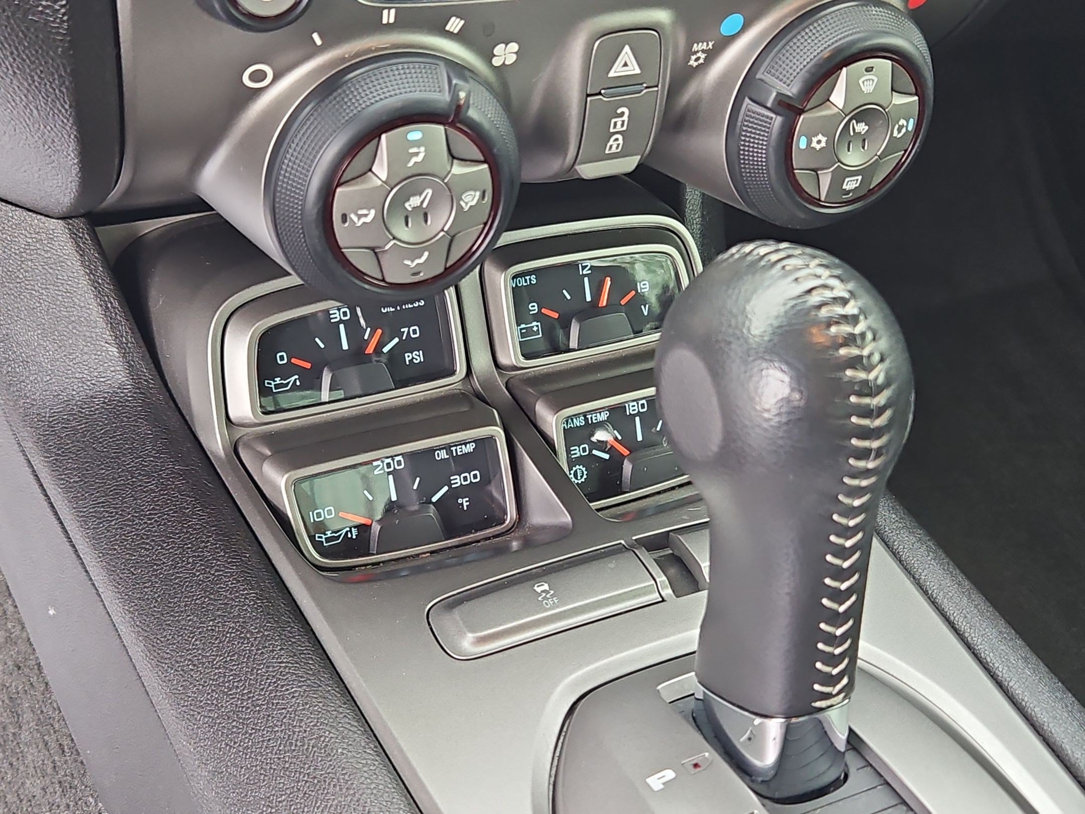 Used 2010 Chevrolet Camaro SS w/ LPO, Ground Effects Package RWD image 19