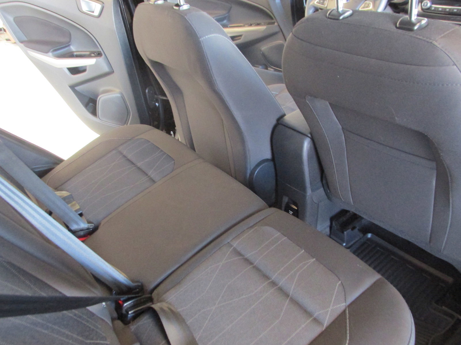 Certified 2022 Ford EcoSport SE w/ SE Convenience Package AWD/4WD image 27