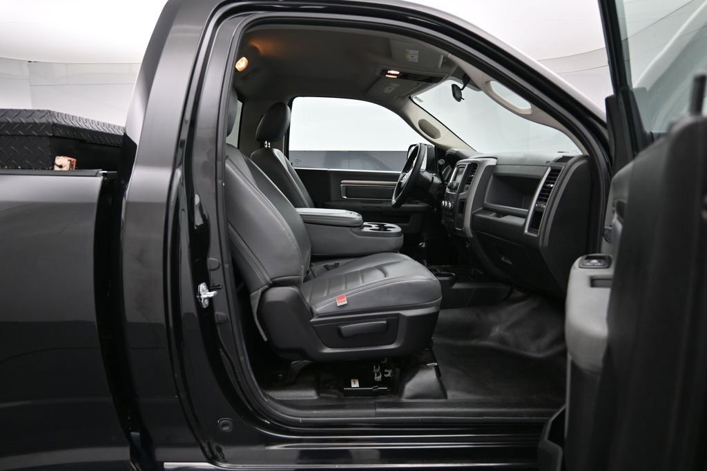 Used 2017 RAM 3500 Tradesman w/ Chrome Appearance Group AWD/4WD image 23