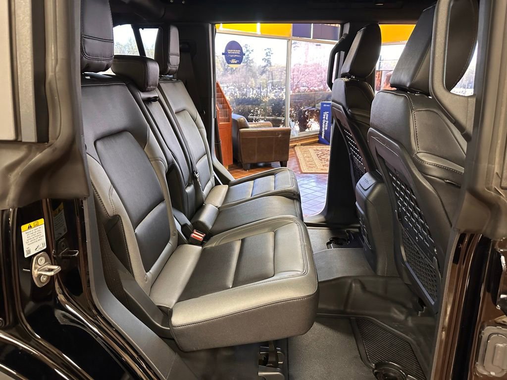 Used 2024 Ford Bronco Big Bend image 19