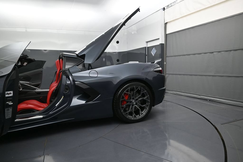 Certified 2021 Chevrolet Corvette Stingray Coupe w/ Z51 Performance Package RWD image 14