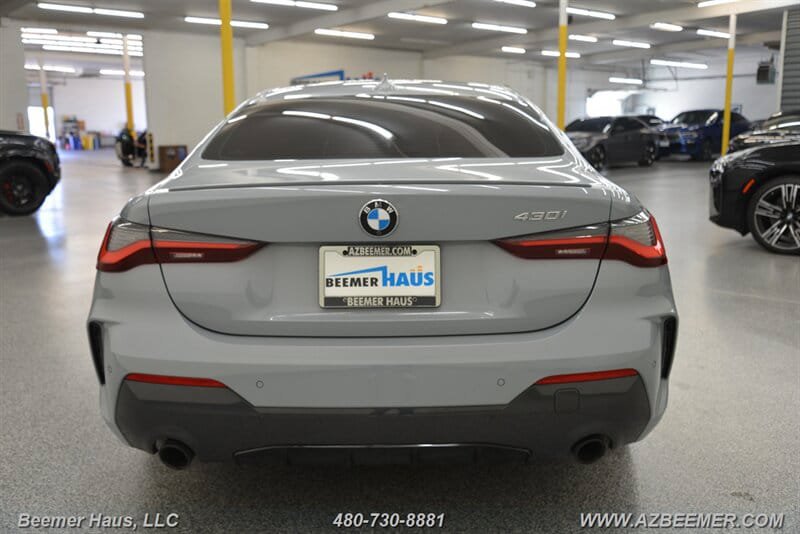 Used 2022 BMW 430i Coupe w/ M Sport Package RWD image 12