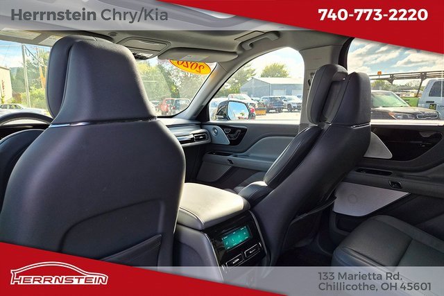 Used 2020 Lincoln Aviator Reserve w/ Equipment Group 202A image 25