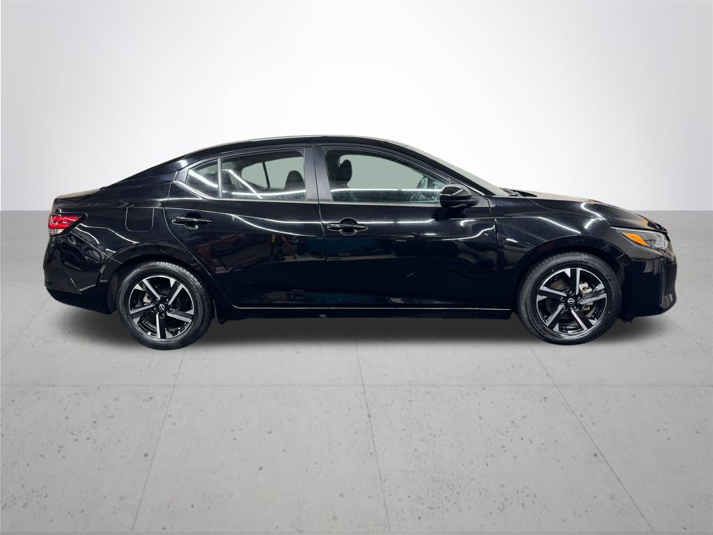 Used 2024 Nissan Sentra SV image 8