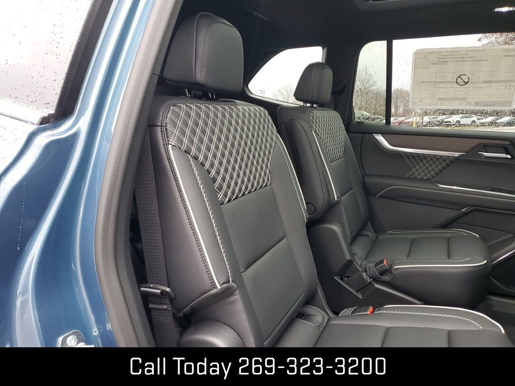 New 2026 GMC Acadia Denali w/ Super Cruise Package image 30