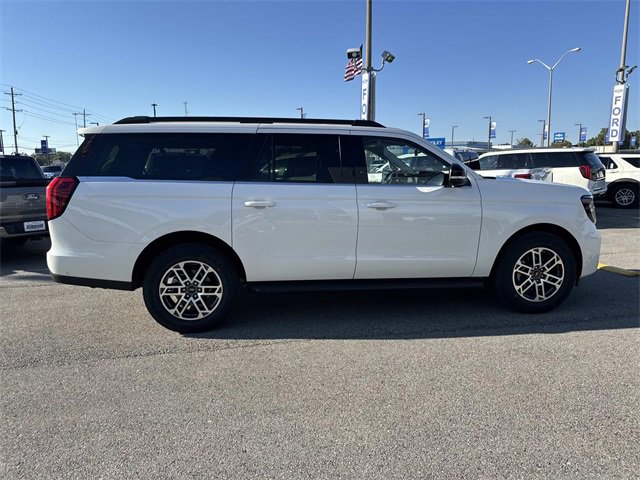 New 2025 Ford Expedition Max Active image 4