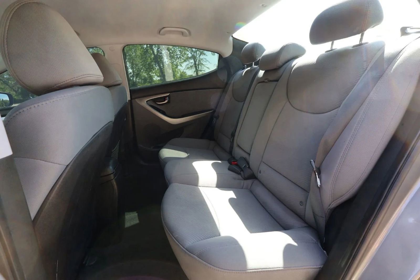 Used 2012 Hyundai Elantra GLS w/ Preferred Pkg 3 FWD image 14