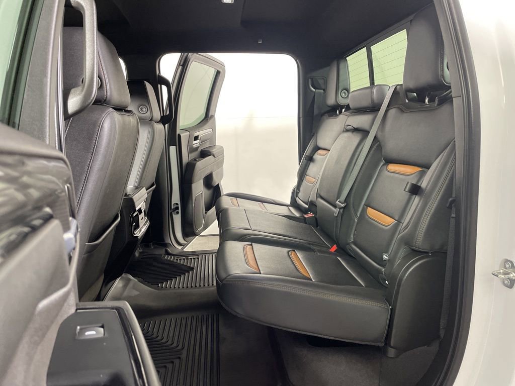 Used 2023 GMC Sierra 1500 AT4 w/ Technology Package image 18