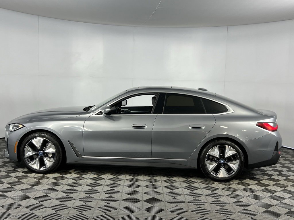 Used 2023 BMW i4 eDrive35 image 10