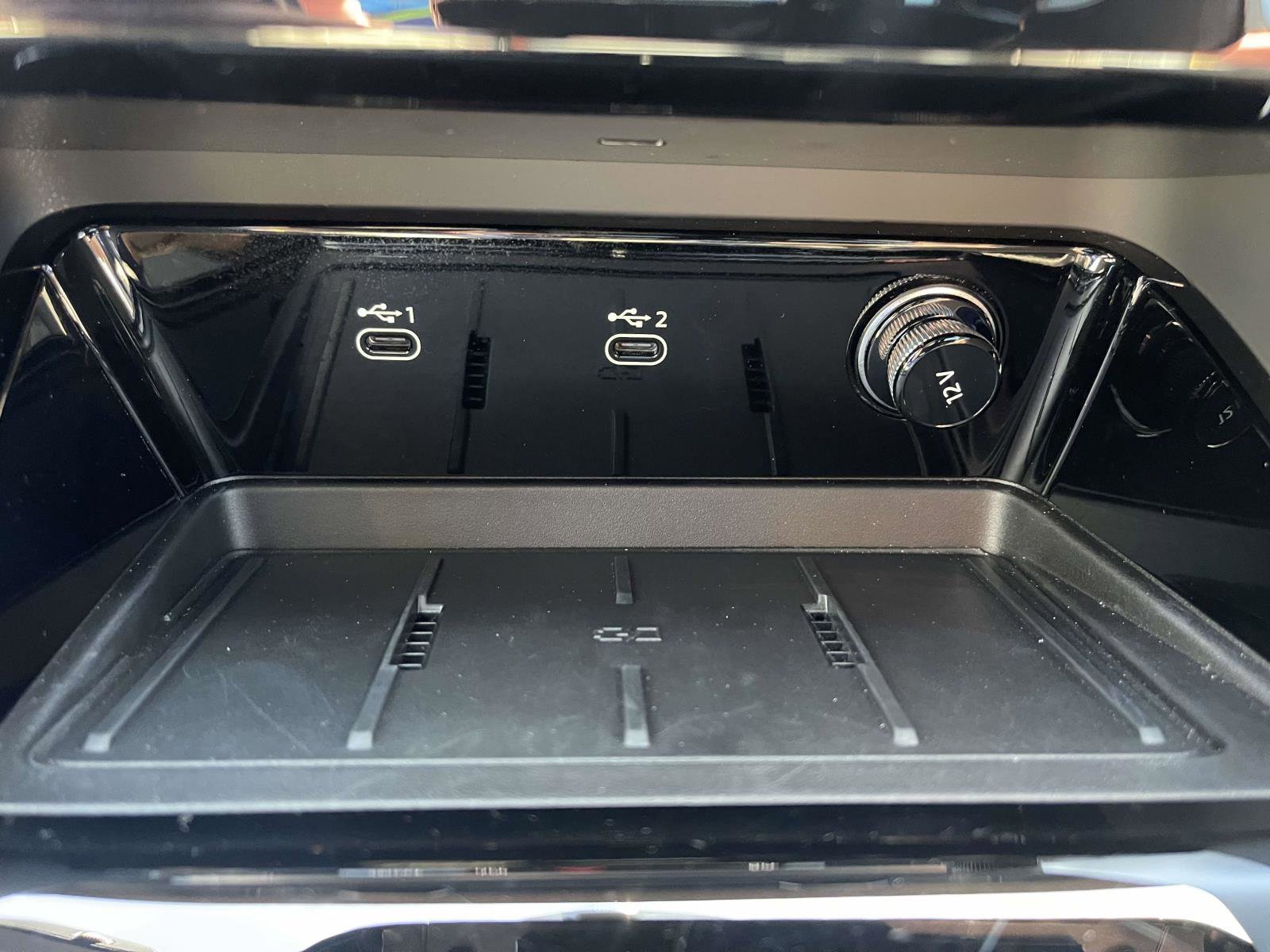 Certified 2025 Audi Q5 Prestige image 28