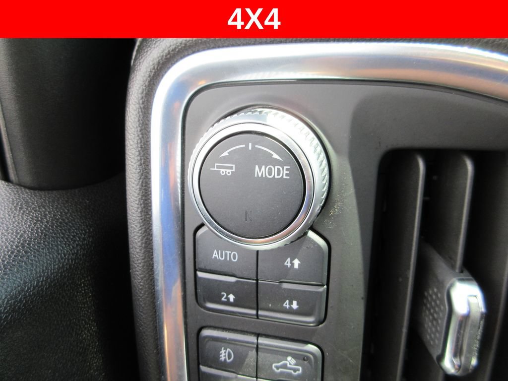 Used 2020 GMC Sierra 1500 SLT w/ SLT Premium Package AWD/4WD image 30