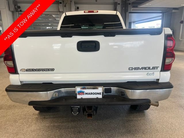 Used 2005 Chevrolet Silverado 1500 LS w/ Skid Plate Package AWD/4WD image 6