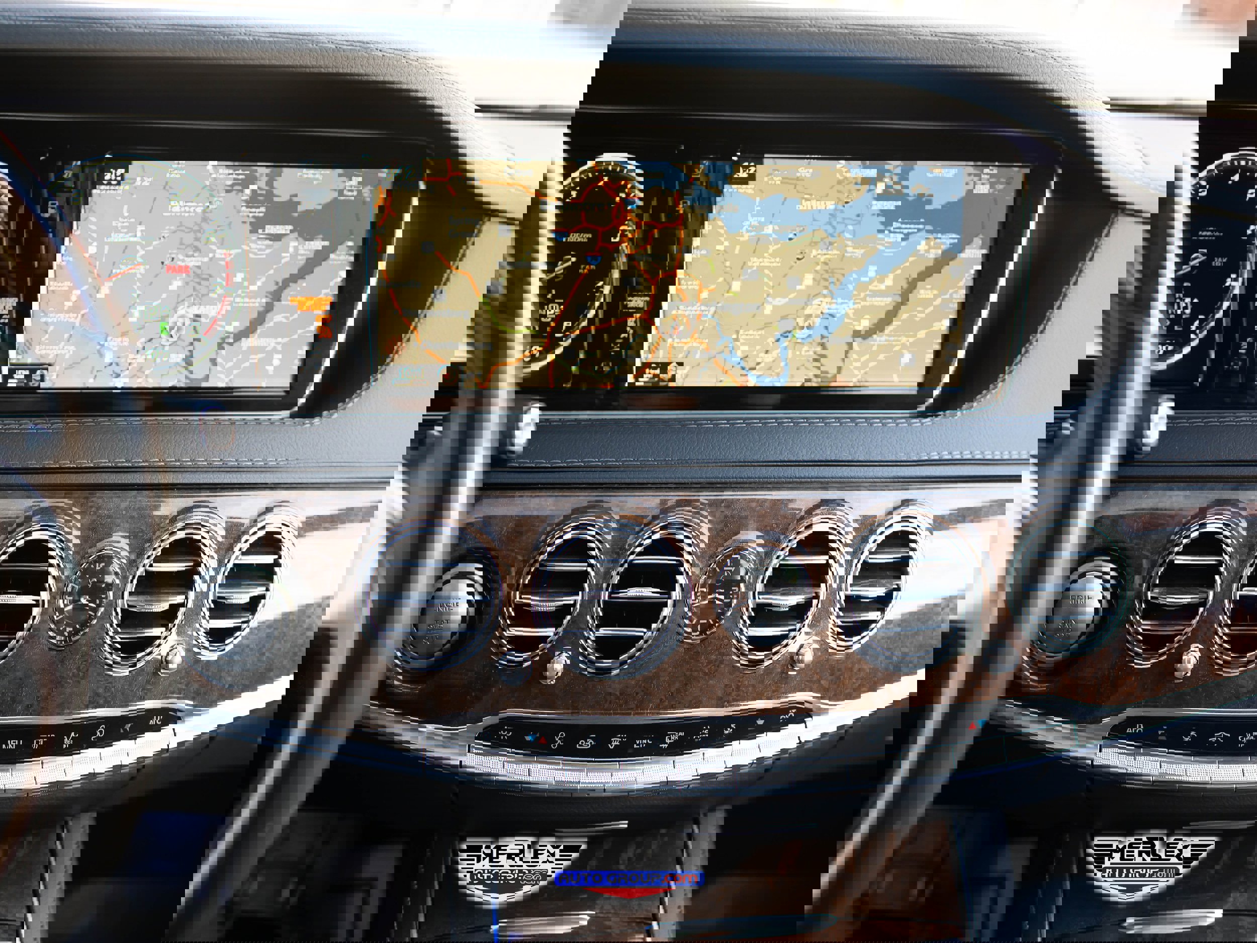 Used 2015 Mercedes-Benz S 550 4MATIC Sedan image 31