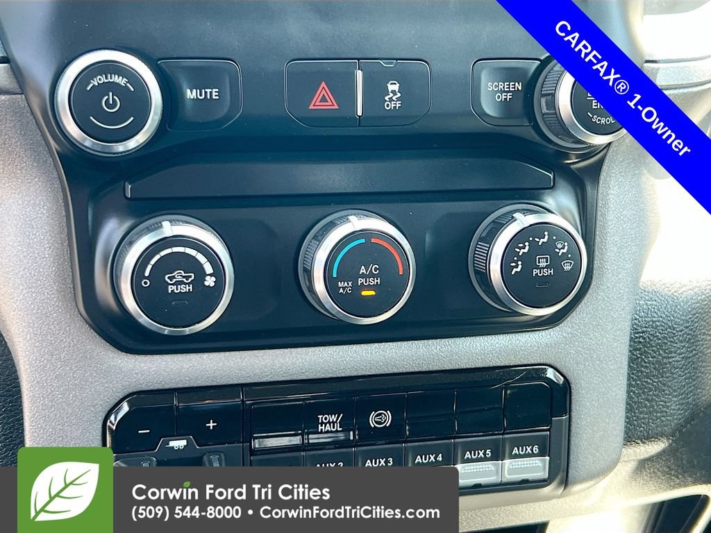 Used 2020 RAM 5500 Tradesman w/ Chrome Appearance Group AWD/4WD image 9