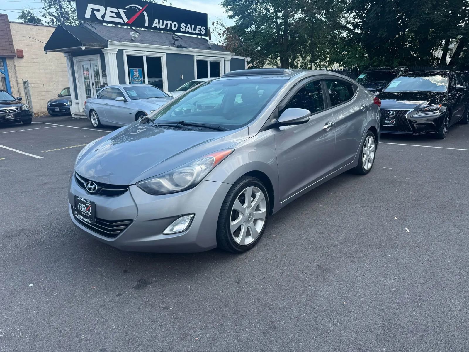 Used 2012 Hyundai Elantra Limited image 1
