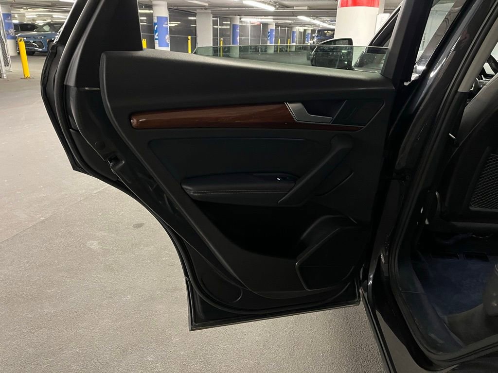 Used 2021 Audi Q5 2.0T Premium Plus image 18