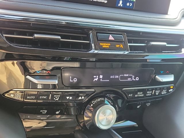 Used 2026 Acura MDX w/ Technology Package FWD image 26