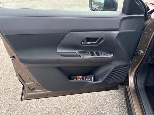 New 2026 Nissan Kicks S FWD image 19