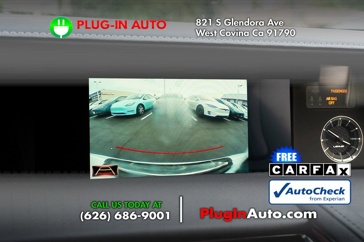 Used 2018 Lexus LC 500 Coupe w/ Touring Package image 34