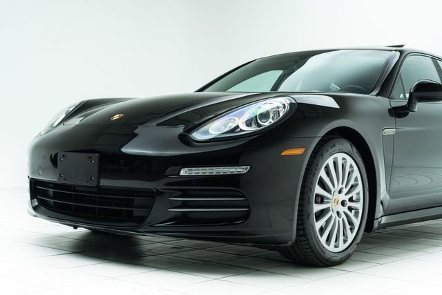 Used 2016 Porsche Panamera 4 Edition image 10