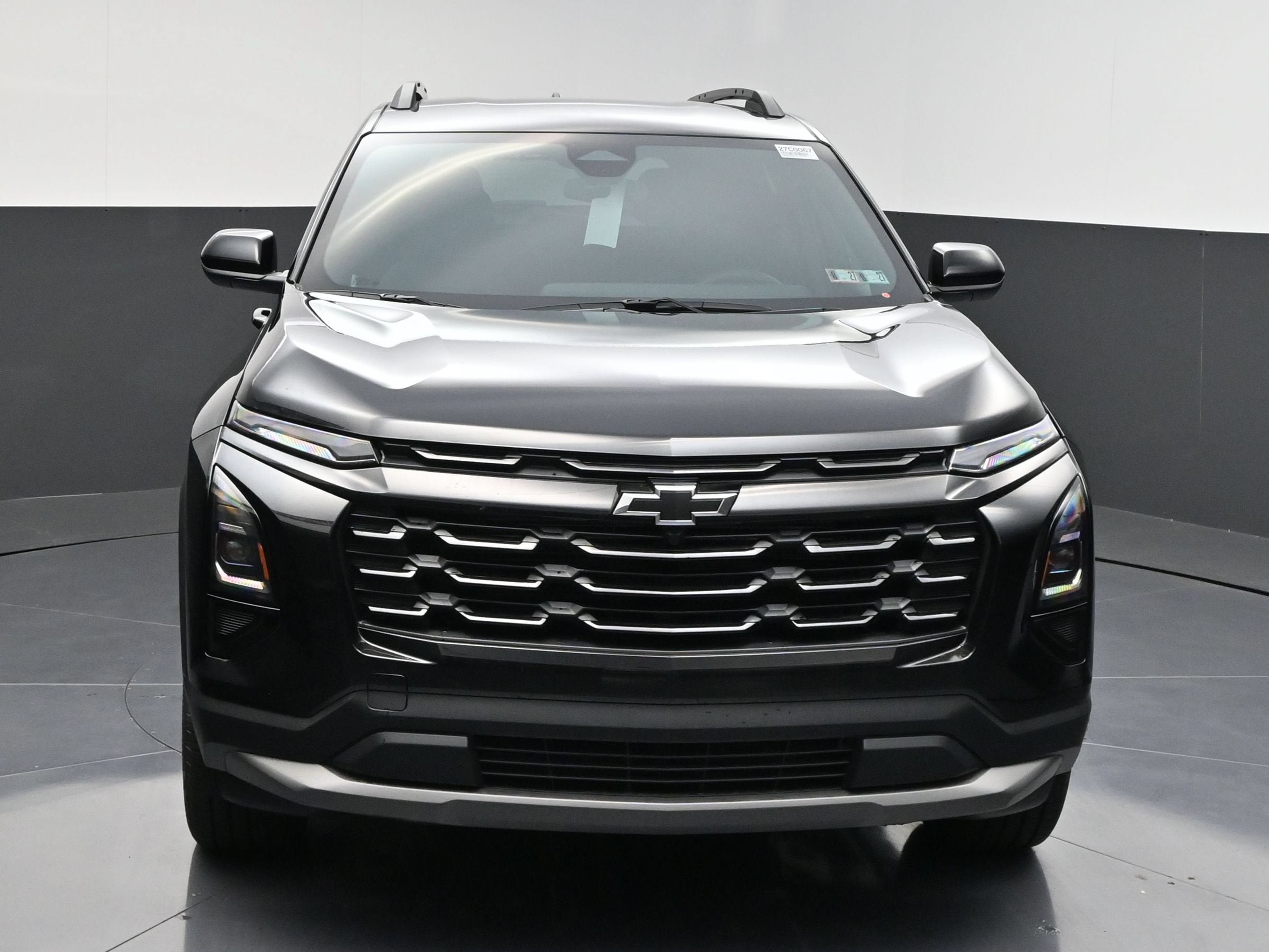 New 2027 Chevrolet Equinox LT w/ Convenience Package II AWD/4WD image 3
