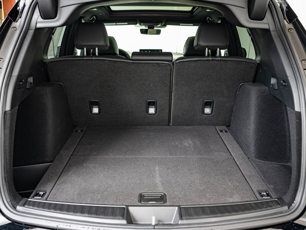 Certified 2025 Acura RDX SH-AWD image 18