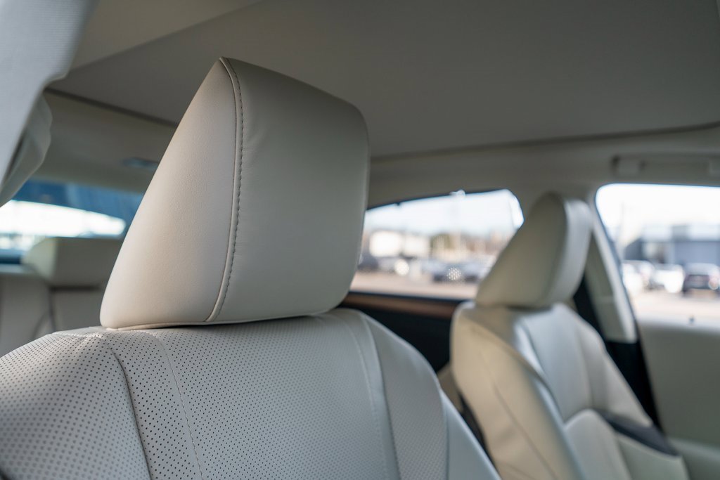 New 2025 Lexus ES 350 Ultra Luxury image 22