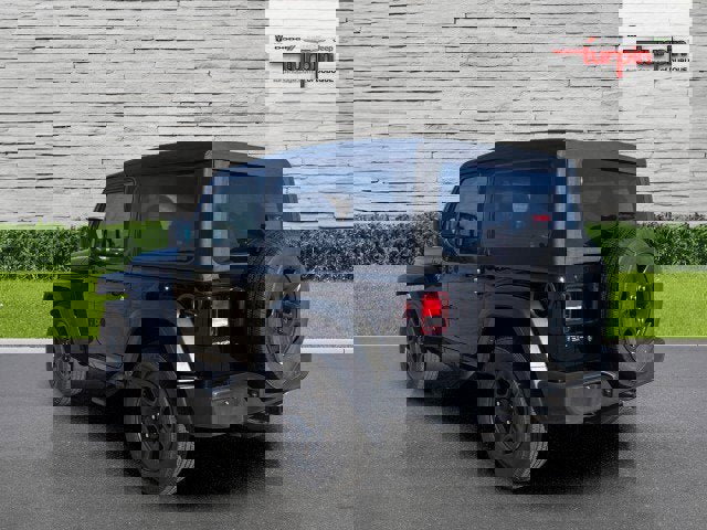 Used 2022 Jeep Wrangler Sport image 3