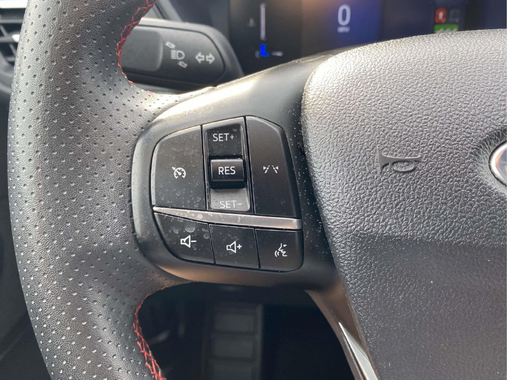 Used 2025 Ford Escape ST-Line FWD image 20