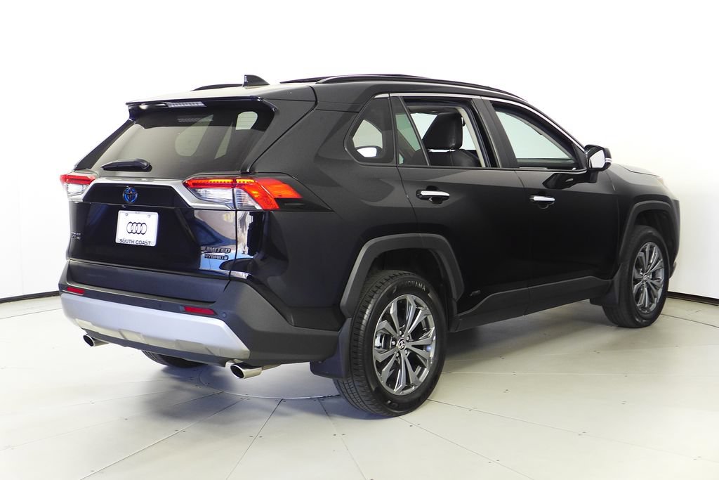 Used 2023 Toyota RAV4 Limited AWD/4WD image 7