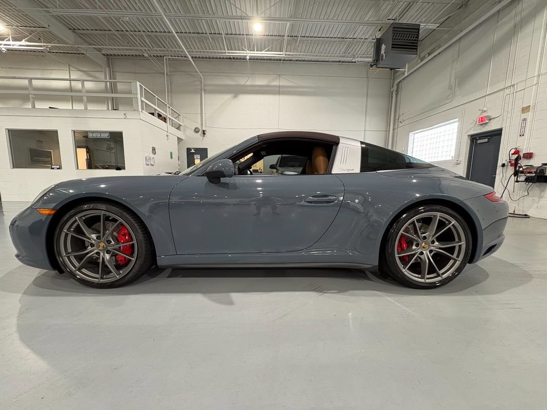 Used 2017 Porsche 911 Targa 4S AWD/4WD image 4