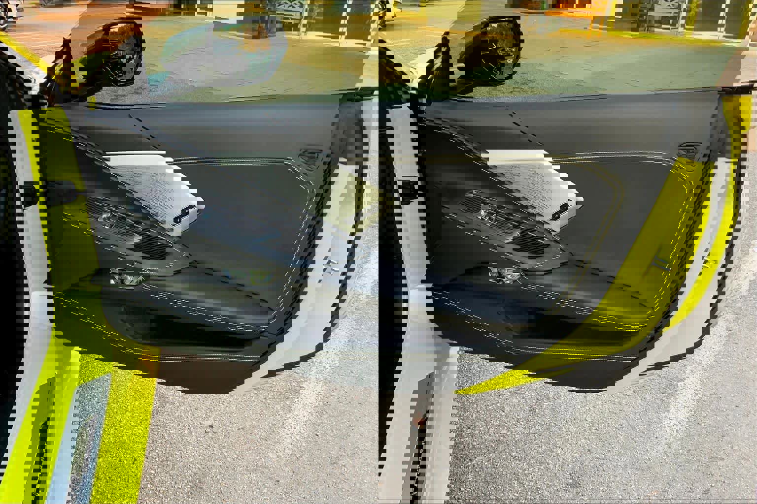 Certified 2021 Chevrolet Corvette Stingray Premium Conv w/ Z51 Performance Package image 18