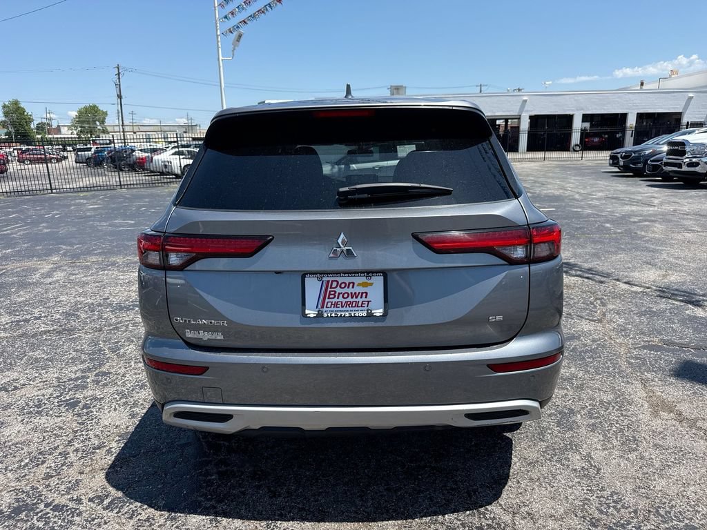 Used 2024 Mitsubishi Outlander SE FWD image 27
