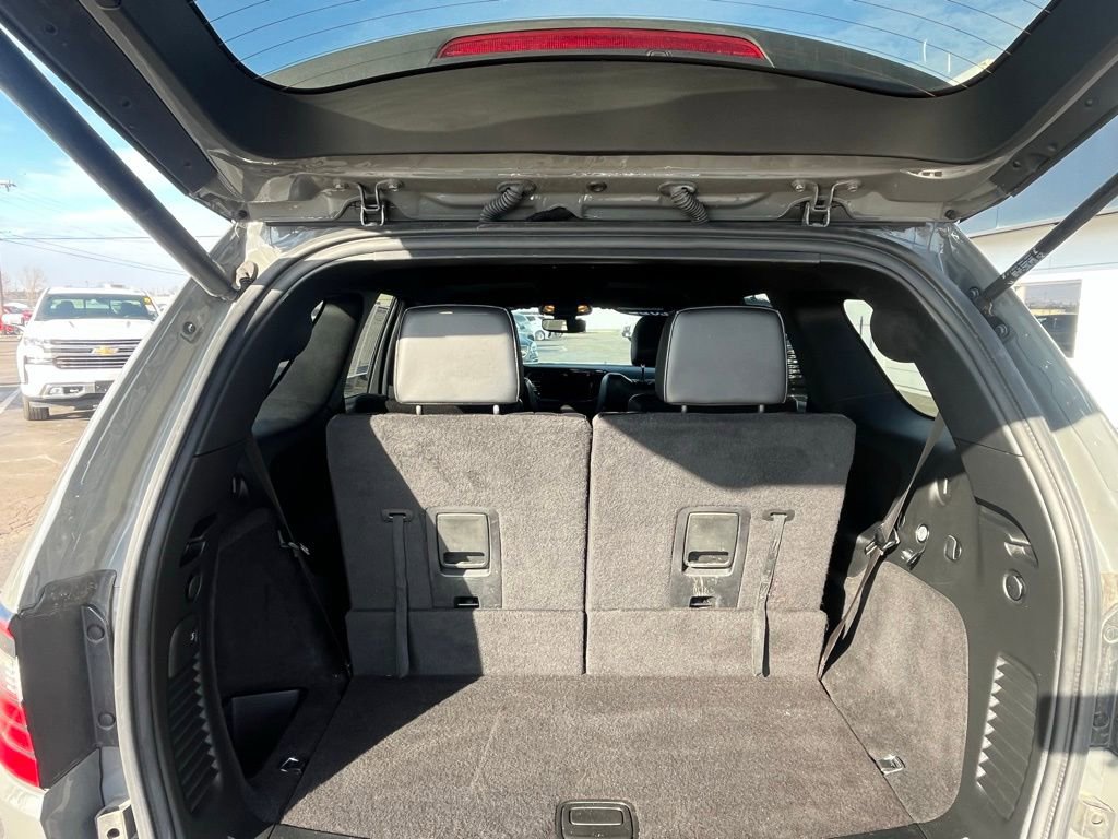 Used 2022 Dodge Durango R/T w/ Blacktop Package AWD/4WD image 18