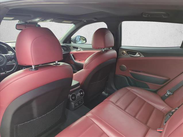 Used 2021 Kia Stinger GT2 image 18