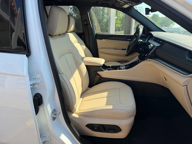 New 2026 Jeep Grand Cherokee Limited image 14