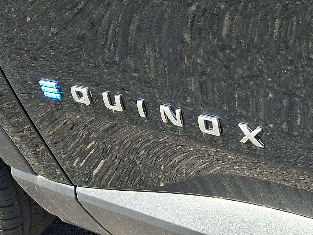 New 2026 Chevrolet Equinox EV LT FWD image 11